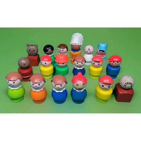 Vintage Fisher Price Little People Mix Figures LOT of 18 Some RARE 60s & 70s - Picture 1 of 11